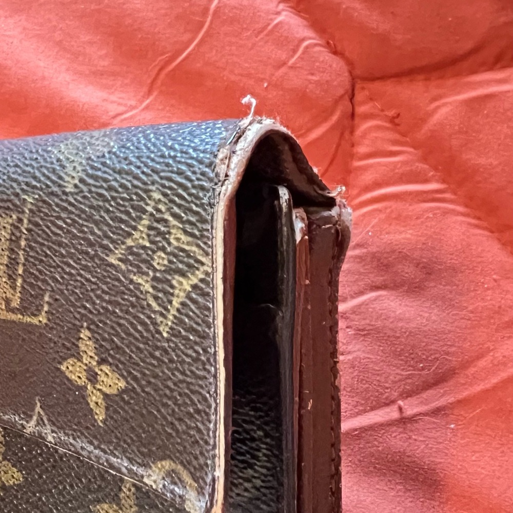 Louis Vuitton Monogram Wallet - Picture 8 of 14